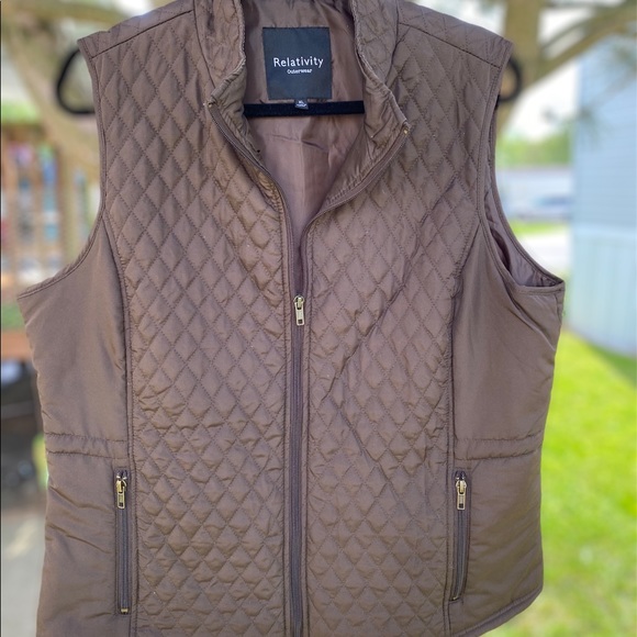 Relativity Jackets & Blazers - 🤎 Relativity Brown Zip Up Vest